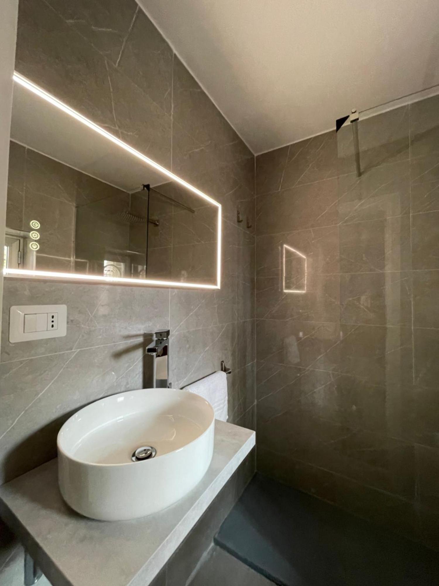 Il Serafino Holiday Suites Bari Exterior photo