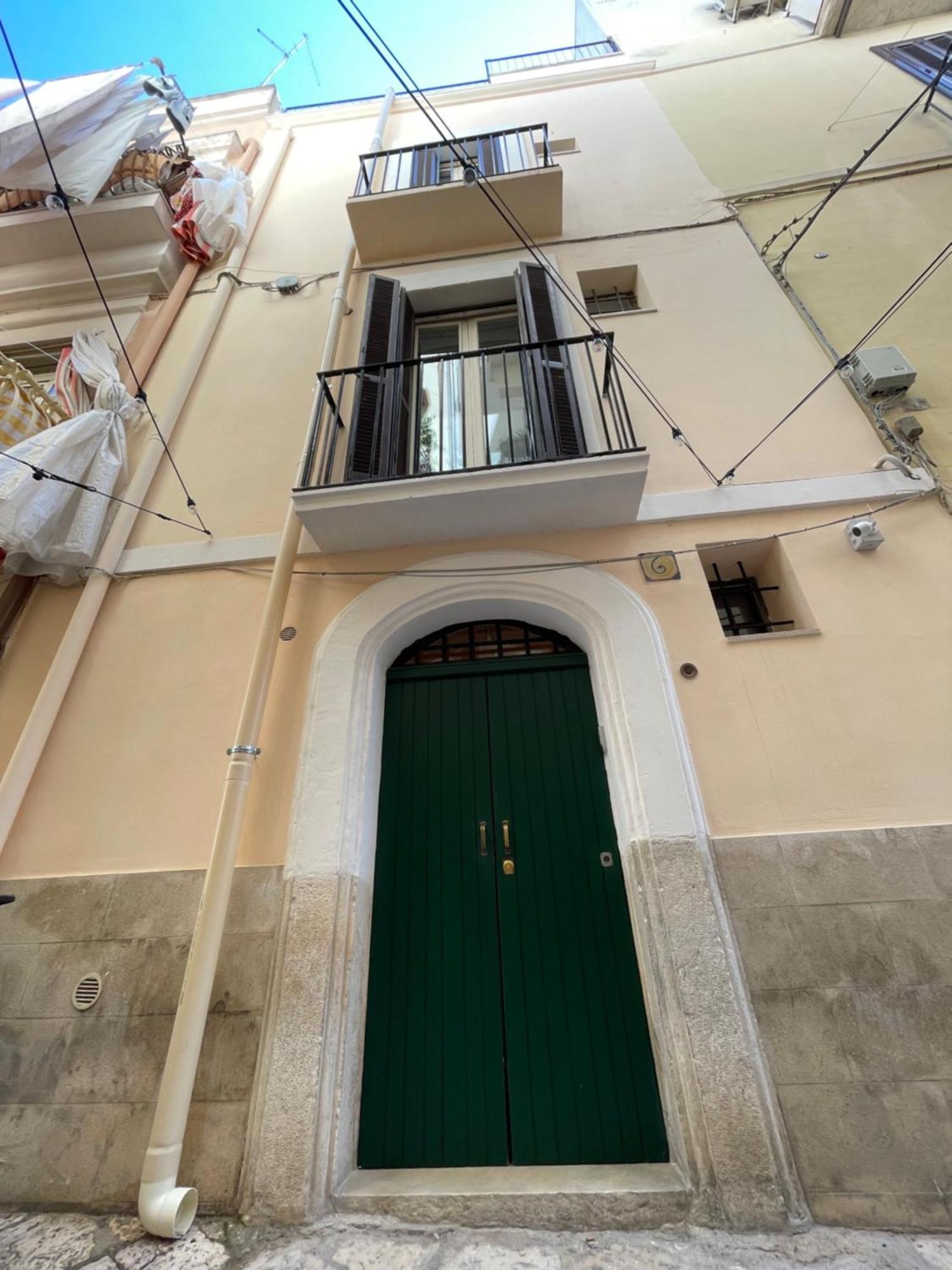 Il Serafino Holiday Suites Bari Exterior photo